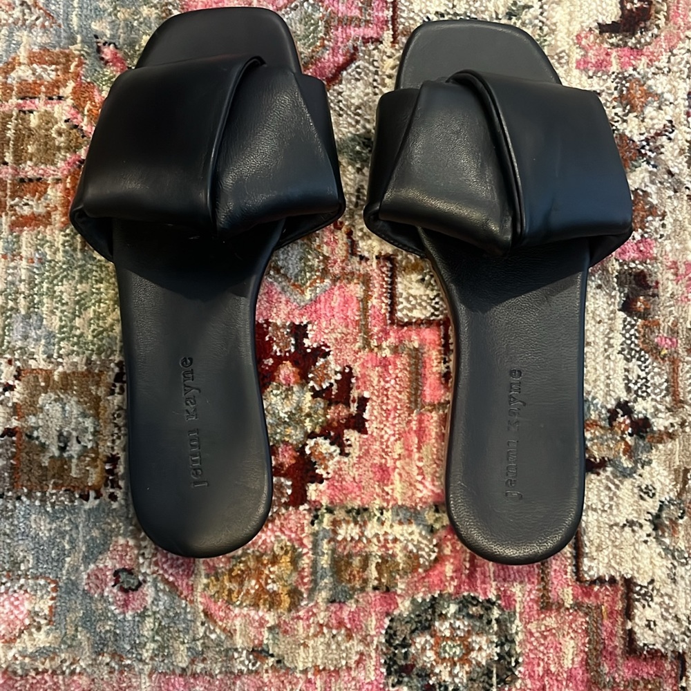 Brand new Jenni Kayne Dani slide. Blk 37